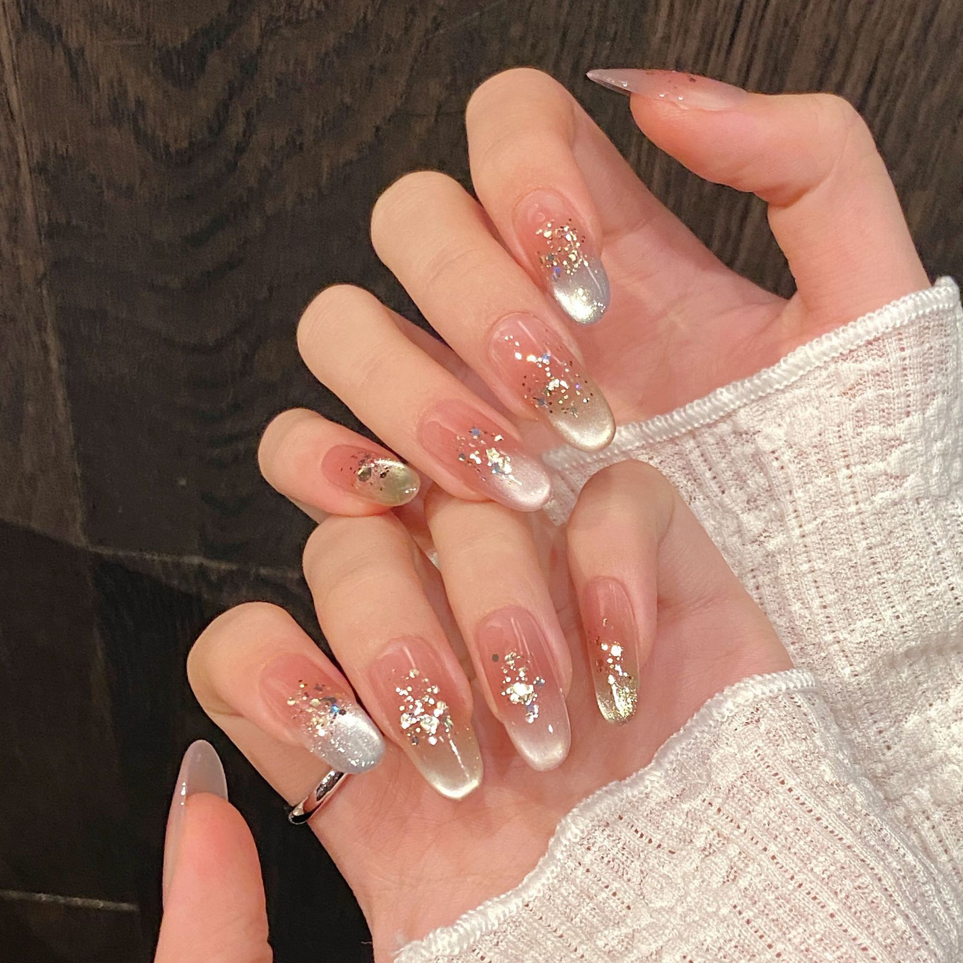 Prensa hecha a mano en uñas, H - Nail Art Cat Eye reseña y precio